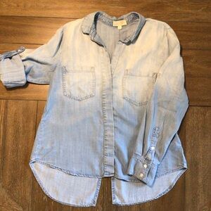 Relaxed Long Sleeve Blue Hidden Button Down Shirt